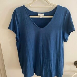 Blue JJill v-neck top, size Large